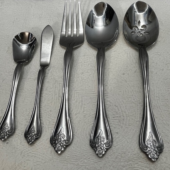 Oneida boutonnière 5 pc. Serving Set Elegant Stainless Steel Flatware - Picture 5 of 5